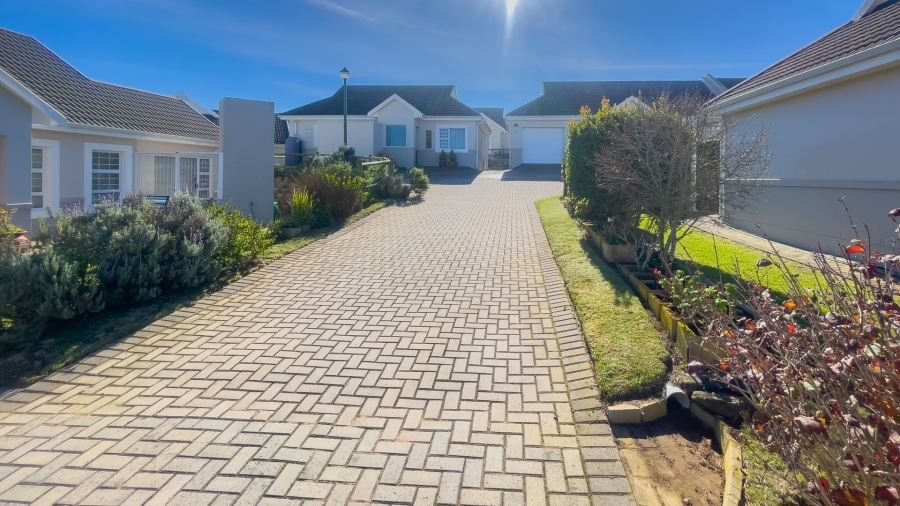 2 Bedroom Property for Sale in Heiderand Western Cape